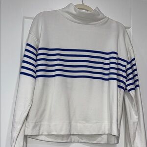 Vineyard Vines White Sweater with Blue Stripes